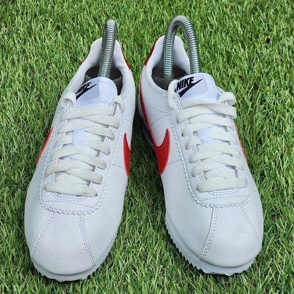 Nike Classic Cortez White Red 807471-103 Women NIKE CLASSIC CORTEZ - Womens Sneakers - SIZE 5